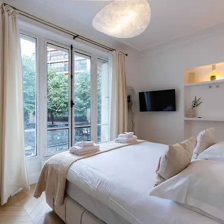 Appartamento Charming Flat - 2bd-6p - Eiffel Tower Parigi